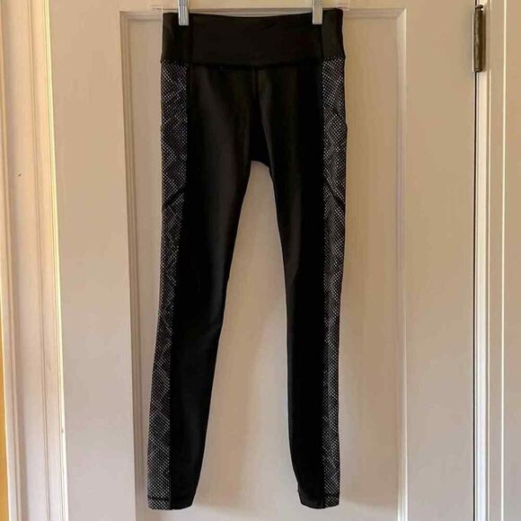 Lululemon wonder under black cropped leggings w reflective detail - 4 - Picture 1 of 10